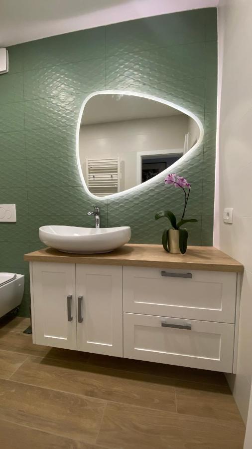 Apartma Nomad โนโวเมสโต ภายนอก รูปภาพ