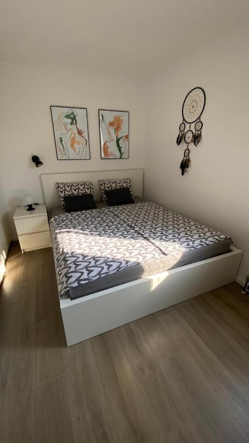 Apartma Nomad โนโวเมสโต ภายนอก รูปภาพ